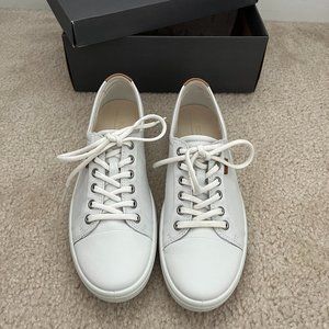 ECCO Women's Soft 7 Sneaker in White - Size 40 (9-9.5)